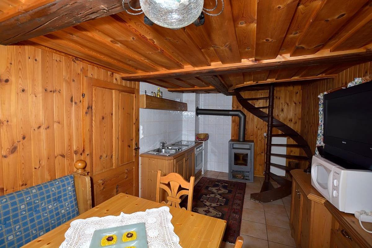 Huette Zum Verlieben Gurk Dış mekan fotoğraf